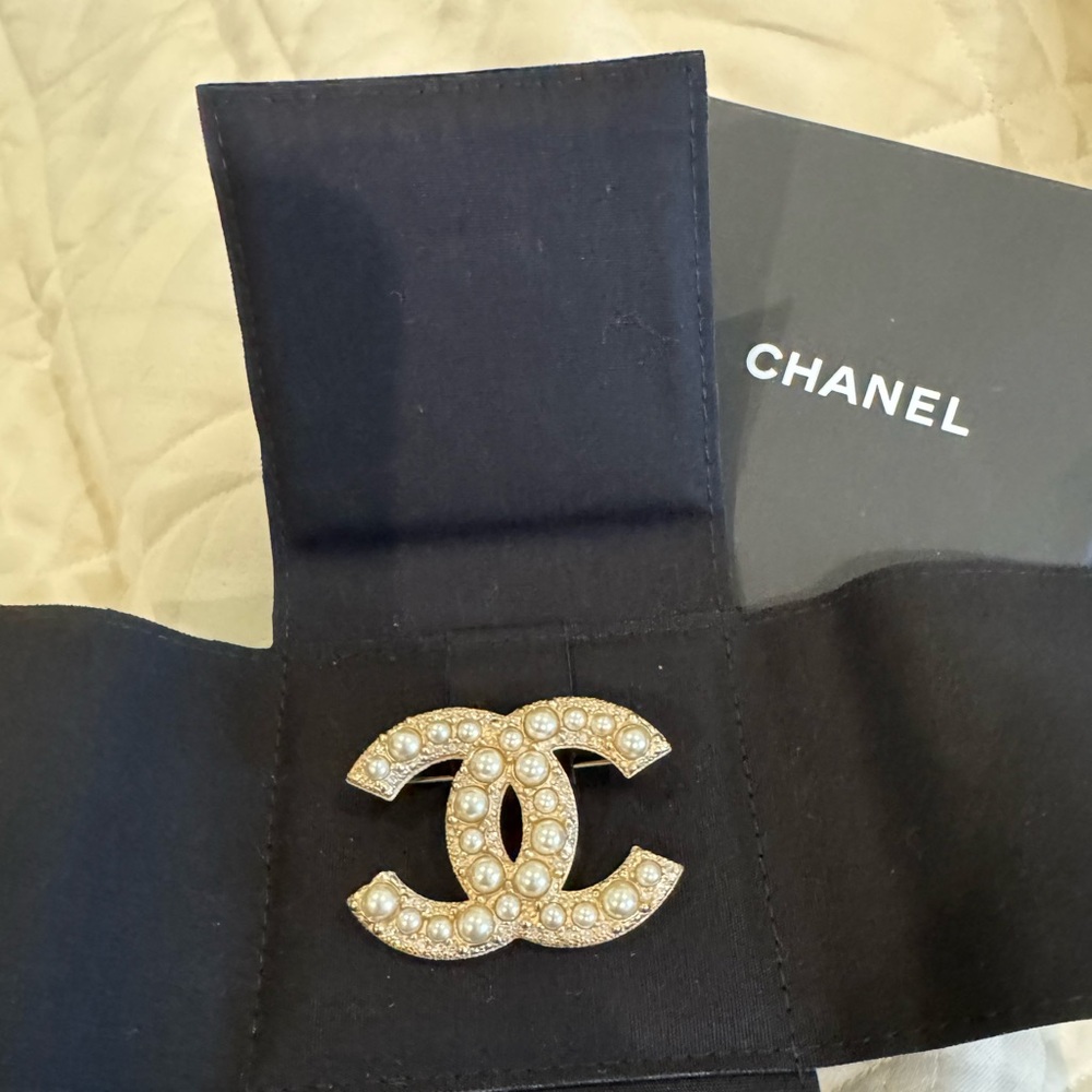 Authentic Chanel CC logo crystals and faux pearls brooch
